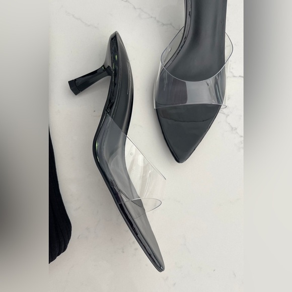 ✨ NEW! Clear Black Pointed Toe Kitten Heels - Picture 8 of 9